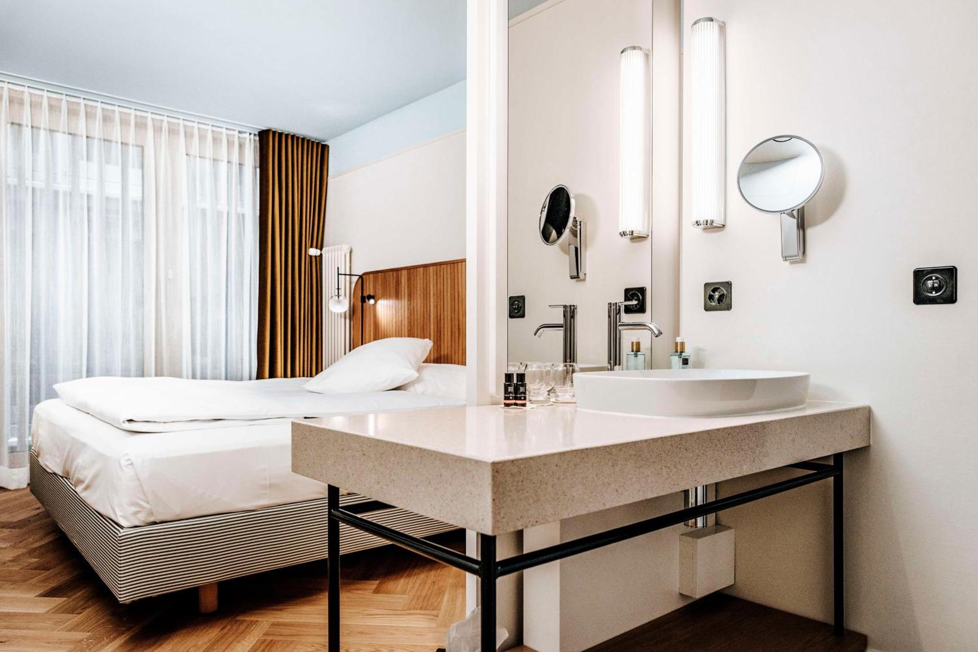 Hotel Western